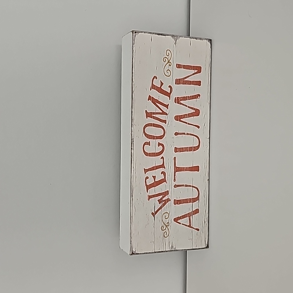 🎃QUILL TO PAPER 'Welcome Autumn' Wooden Decor Sign